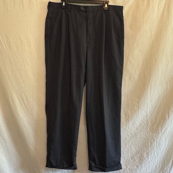 Claiborne Other - B-266 Men’s Claiborne Gray Pleated Cuffed Dress Pants Size 38x30
